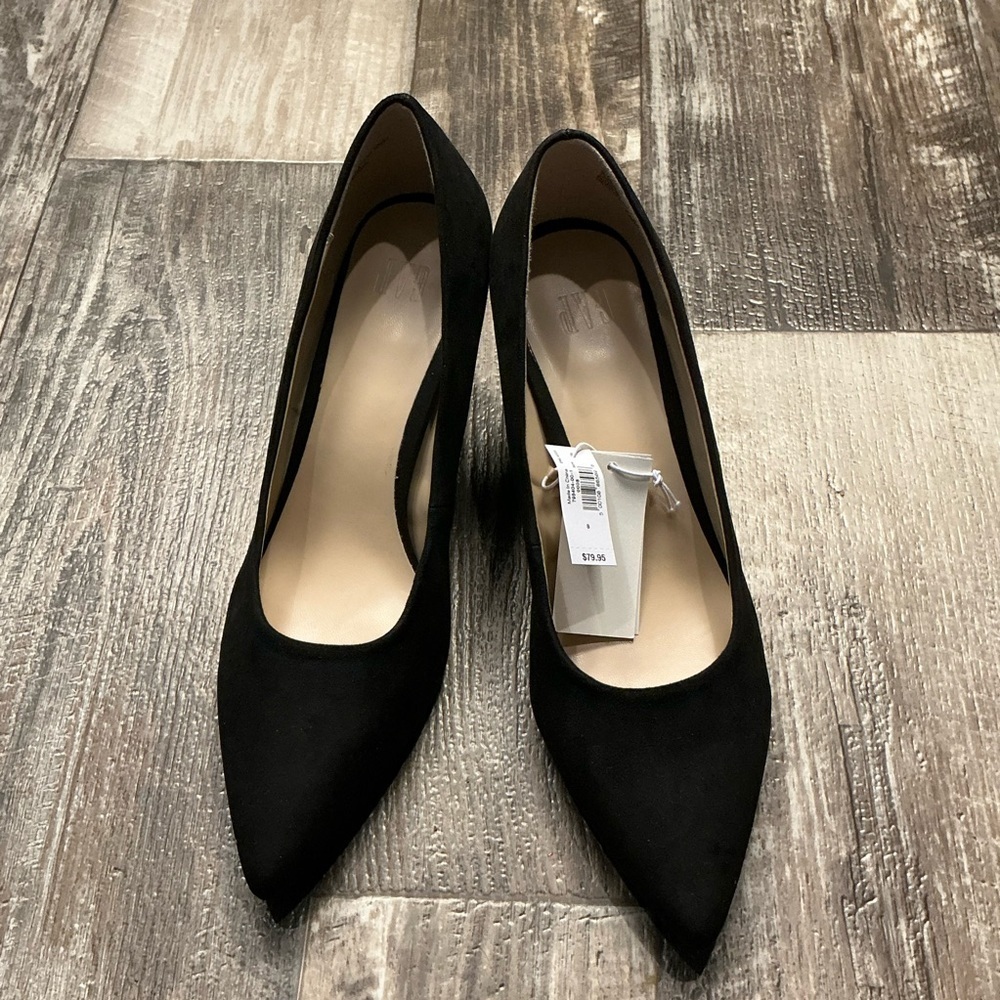 GAP Classic Faux Suede Black Pointed-Toe Women's Pump Size 8 - Picture 3 of 12